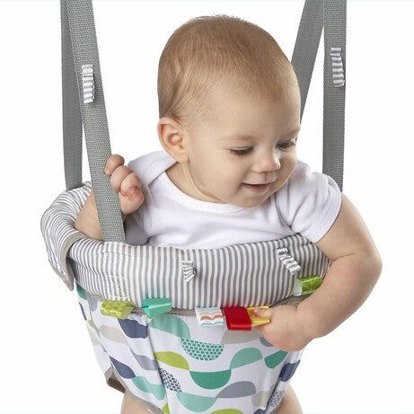 Sauteur de porte bébé : Playful Parade pour l'éveil - L'Atelier Des Tout-Petits